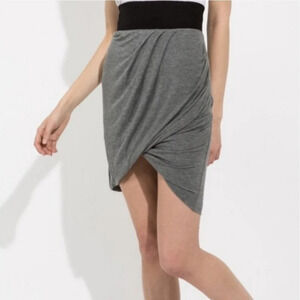 KIT and ace Amelie skirt heather grey and black stretchy size 10